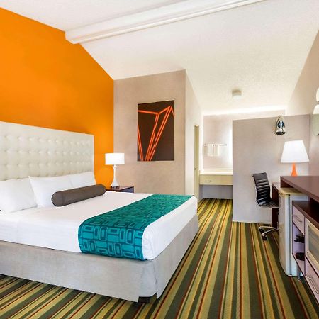 Howard Johnson By Wyndham Phoenix Airport/Downtown Area Eksteriør billede