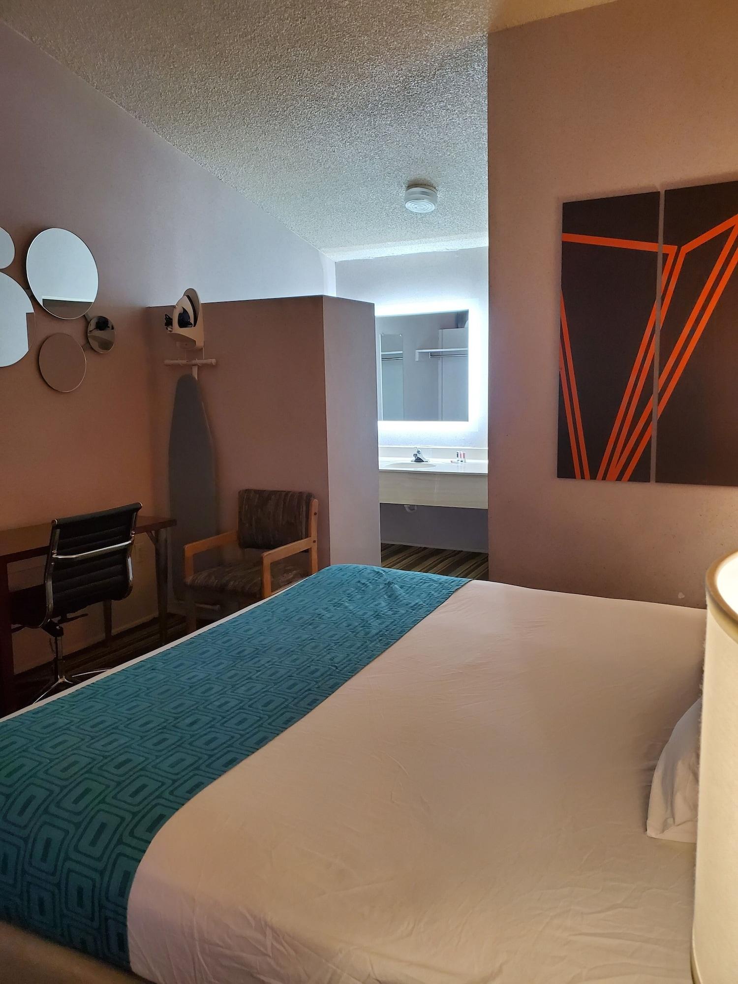 Howard Johnson By Wyndham Phoenix Airport/Downtown Area Eksteriør billede